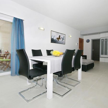 Luxury Apartments Elizabeth Podstrana Ruang foto